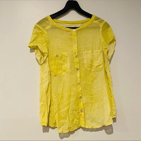 We The Free Marble Effect Button Down Blouse Top Size Medium - Picture 3 of 9